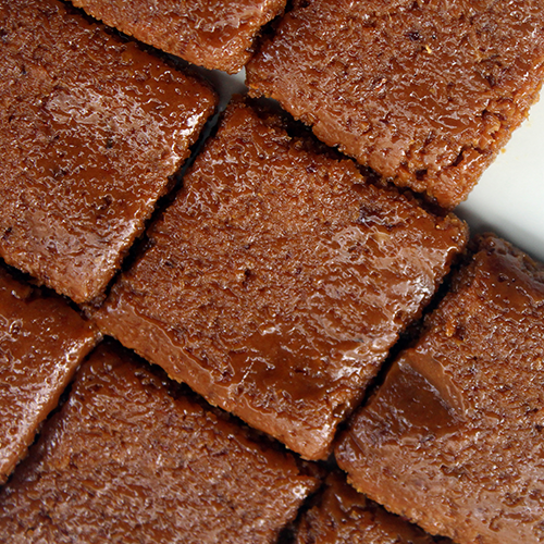 Coconut Jaggery Chikki (10 pcs)