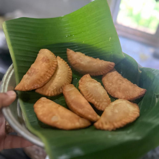 Dryfruit Coconut Khasta Karanji